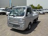 It is a picture of the silver daihatsu hijet truck in 2019,Sub Photo 1 Stock No.Y023906