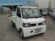 It is a picture of the white nissan clipper  truck in 2009,First Photo Stock No.Y024629