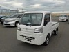 It is a picture of the white daihatsu hijet dump in 2019,Sub Photo 2 Stock No.Y024872