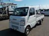 It is a picture of the white suzuki carry truck in 2005,Sub Photo 1 Stock No.Y025854