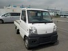 It is a picture of the white mitsubishi minicab truck in 1999,Sub Photo 0 Stock No.Y025882