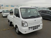 It is a picture of the white suzuki carry truck in 2018,First Photo Stock No.Y025988