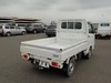 It is a picture of the white suzuki carry truck in 2017,Sub Photo 3 Stock No.Y026052