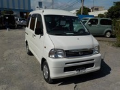 It is a picture of the white daihatsu hijet passenger van in 2003,First Photo Stock No.Y026179