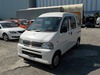 It is a picture of the white daihatsu hijet passenger van in 2003,Sub Photo 1 Stock No.Y026179