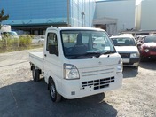 It is a picture of the white suzuki carry truck in 2018,First Photo Stock No.Y026207