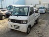 It is a picture of the white mitsubishi minicab truck in 2001,Sub Photo 1 Stock No.Y026327