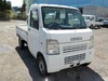 It is a picture of the white suzuki carry truck in 2002,Sub Photo 0 Stock No.Y026597