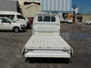 It is a picture of the white suzuki carry truck in 2002,Sub Photo 4 Stock No.Y026597