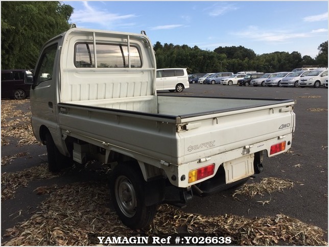 carry silver HIKOLAYAE Grand Creek Nested Hardside Luggage Set in Bright Silver