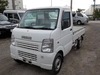 It is a picture of the white suzuki carry truck in 2002,Sub Photo 1 Stock No.Y026694
