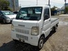 It is a picture of the white suzuki carry truck in 2005,Sub Photo 1 Stock No.Y026709