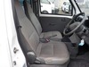 It is a picture of the white mitsubishi minicab passenger van in 2001,Sub Photo 12 Stock No.Y027472