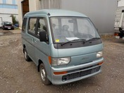 It is a picture of the green daihatsu atrai passenger van in 1995,First Photo Stock No.Y027665