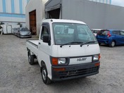 It is a picture of the white daihatsu hijet truck in 1998,First Photo Stock No.Y027852