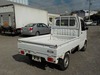 It is a picture of the white suzuki carry truck in 2003,Sub Photo 2 Stock No.Y027924