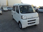 It is a picture of the white daihatsu hijet deck van in 2007,First Photo Stock No.Y028935