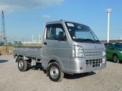 It is a picture of the silver suzuki carry  truck in 2019,First Photo Stock No.Y029181