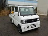 It is a picture of the white nissan clipper truck in 2004,Sub Photo 0 Stock No.Y029262
