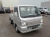 It is a picture of the silver suzuki carry truck in 2018,First Photo Stock No.Y029407