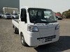 It is a picture of the white daihatsu hijet dump in 2020,Sub Photo 1 Stock No.Y029537