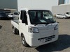 It is a picture of the white daihatsu hijet dump in 2020,Sub Photo 2 Stock No.Y029538