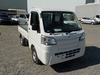 It is a picture of the white daihatsu hijet dump in 2020,Sub Photo 1 Stock No.Y029539
