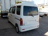 It is a picture of the white daihatsu hijet passenger van in 2001,Sub Photo 3 Stock No.Y030098