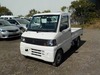 It is a picture of the white mitsubishi minicab truck in 2006,Sub Photo 1 Stock No.Y030216