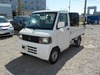 It is a picture of the white mitsubishi minicab truck in 2002,Sub Photo 1 Stock No.Y030632