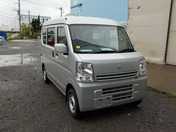 It is a picture of the silver suzuki every passenger van in 2020,First Photo Stock No.Y031018