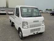 It is a picture of the white suzuki carry truck in 2008,First Photo Stock No.Y031159