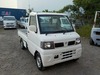 It is a picture of the white nissan clipper truck in 2003,Sub Photo 0 Stock No.Y031199