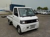 It is a picture of the white mitsubishi minicab dump in 2006,Sub Photo 1 Stock No.Y031441
