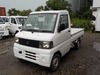 It is a picture of the white mitsubishi minicab truck in 2001,Sub Photo 1 Stock No.Y031589