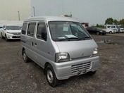 It is a picture of the silver suzuki every passenger van in 2004,First Photo Stock No.Y031602