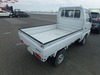 It is a picture of the white suzuki carry truck in 1993,Sub Photo 3 Stock No.Y031675