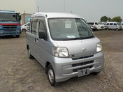 It is a picture of the silver daihatsu hijet deck van in 2011,First Photo Stock No.Y031740