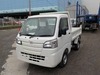 It is a picture of the white daihatsu hijet dump in 2020,Sub Photo 2 Stock No.Y031866