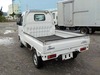 It is a picture of the white suzuki carry truck in 2002,Sub Photo 3 Stock No.Y031963