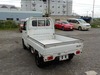It is a picture of the white suzuki carry truck in 2004,Sub Photo 3 Stock No.Y031964