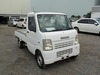 It is a picture of the white suzuki carry  truck in 2002,Sub Photo 0 Stock No.Y031965