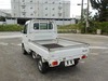 It is a picture of the white suzuki carry  truck in 2002,Sub Photo 3 Stock No.Y031965