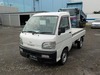 It is a picture of the white daihatsu hijet truck in 1999,Sub Photo 1 Stock No.Y032065