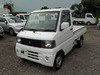 It is a picture of the white mitsubishi minicab truck in 2003,Sub Photo 1 Stock No.Y032300