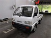 It is a picture of the white suzuki carry truck in 1994,Sub Photo 1 Stock No.Y032364