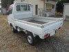 It is a picture of the white suzuki carry truck in 1996,Sub Photo 3 Stock No.Y038110