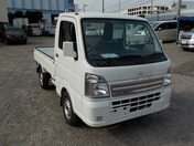 It is a picture of the white suzuki carry truck in 2020,First Photo Stock No.Y032436
