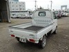 It is a picture of the white suzuki carry truck in 2002,Sub Photo 2 Stock No.Y032461