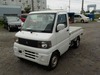 It is a picture of the white mitsubishi minicab truck in 2004,Sub Photo 1 Stock No.Y032465
